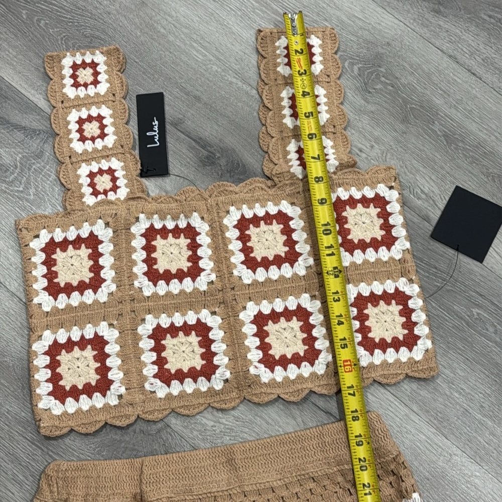 Aesthetic Instinct Beige and Red Crochet 2 Piece Mini Dress Skirt Lulu’s Small - Picture 16 of 16